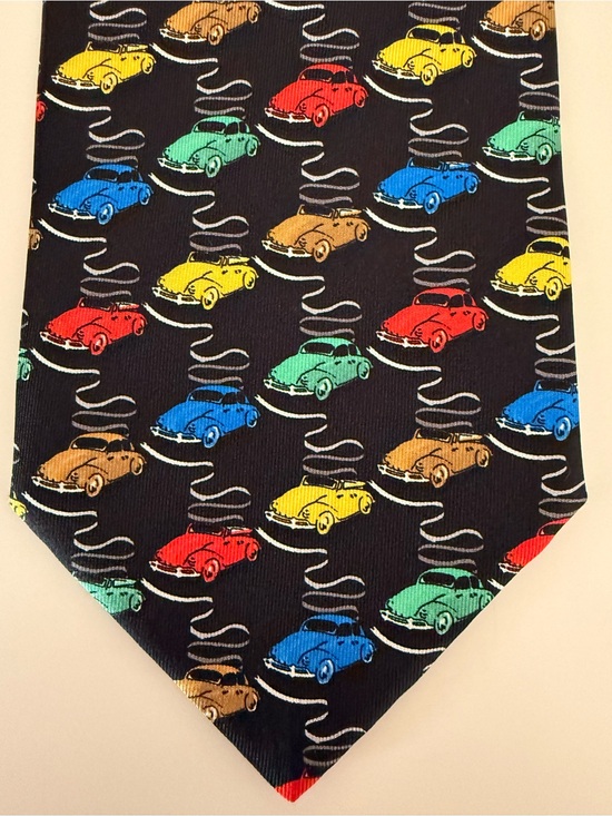 Stiftung Auto Museum Volkswagen Beetle Bug Car Necktie 100% Silk